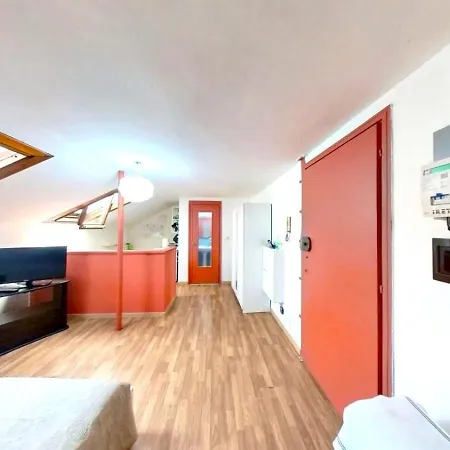 Appartement Mansarda Loftorino *